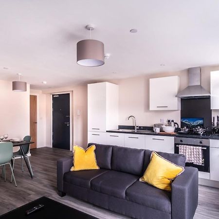 Modern & Spacious 2 Bed Apartment In Manchester Dış mekan fotoğraf