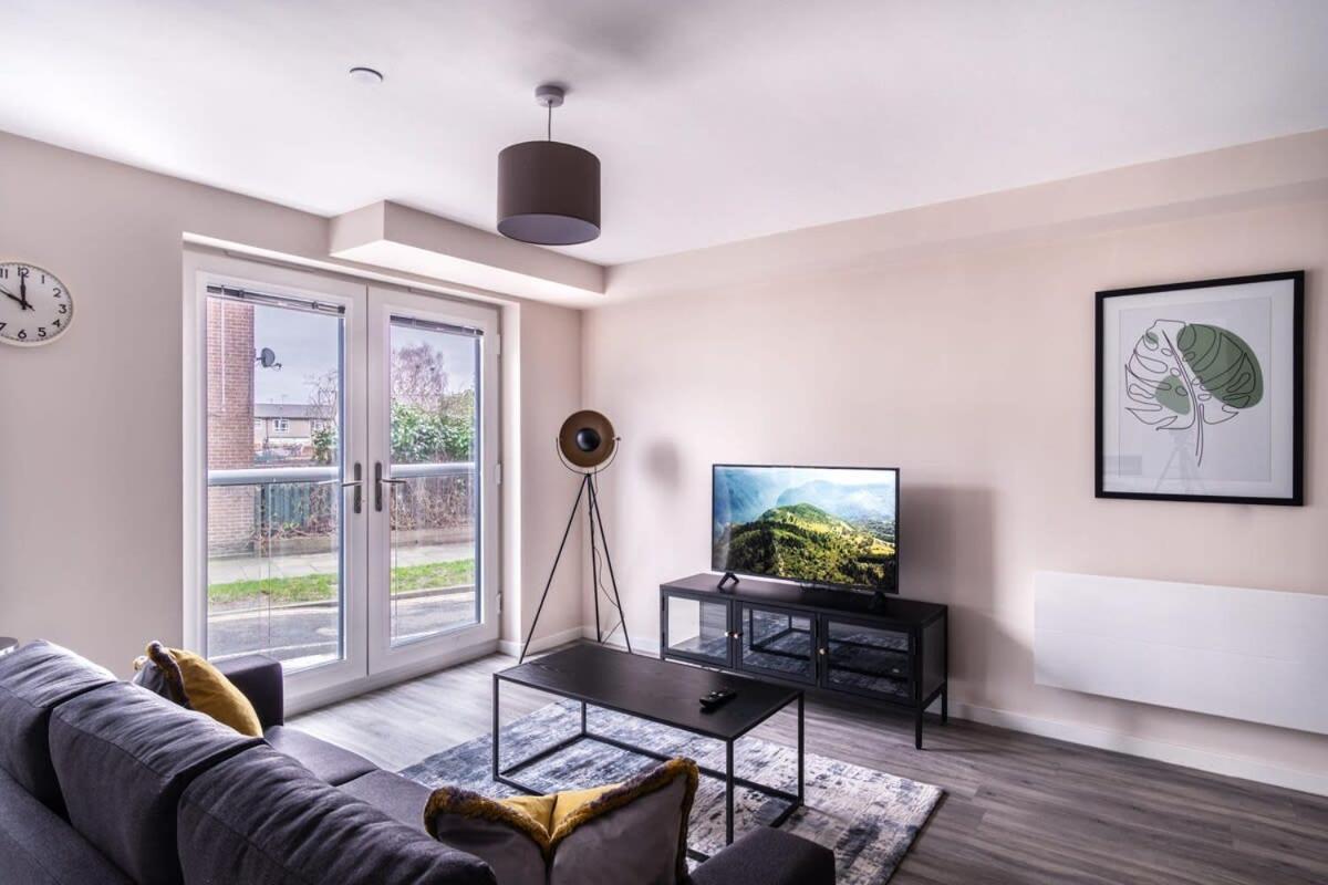 Modern & Spacious 2 Bed Apartment In Manchester Dış mekan fotoğraf